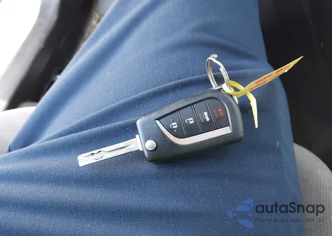 2021 Toyota Corolla Le z USA, uszkodzony, nr VIN 5YFEPMAE6MP213825